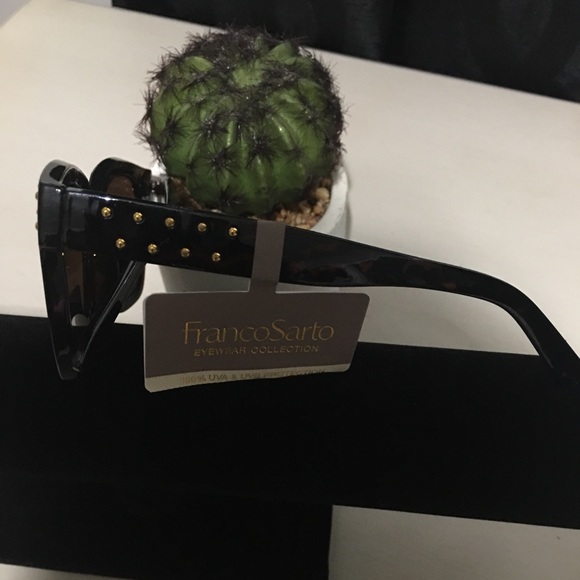 Franco Sarto sunglasses for women - Picture 2 of 2